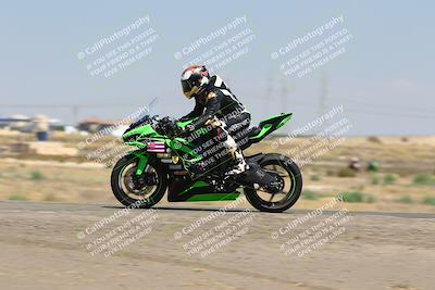 media/Sep-01-2025-Lets Ride (Mon) [[4370d11284]]/B Group/1220pm (Wheelie Bump)/